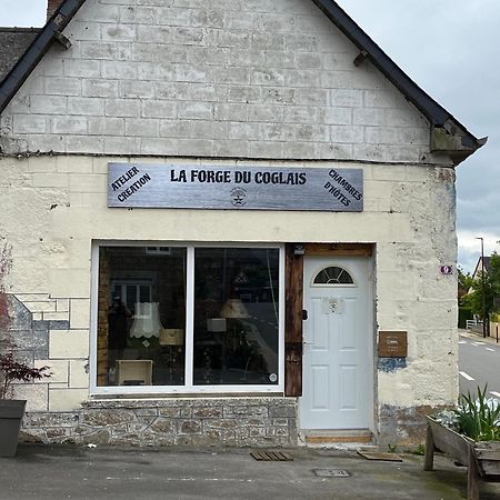 Chambres D'Hotes A La Forge Du Coglais La Selle-en-Cogles Buitenkant foto