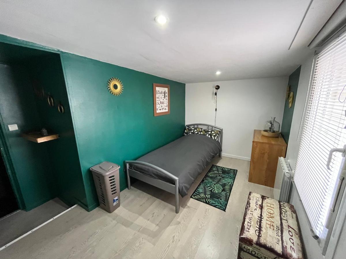 Chambres D'Hotes A La Forge Du Coglais La Selle-en-Cogles Buitenkant foto