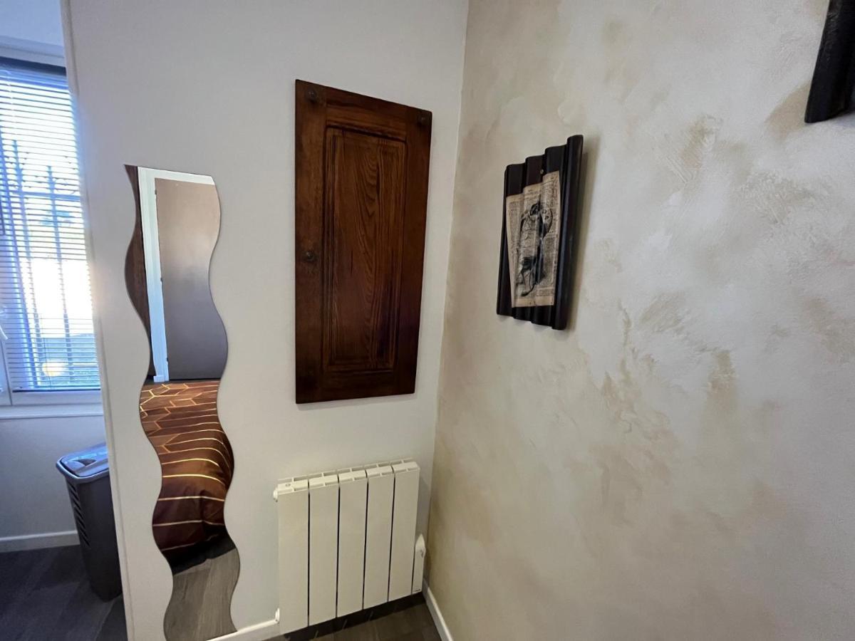 Chambres D'Hotes A La Forge Du Coglais La Selle-en-Cogles Buitenkant foto