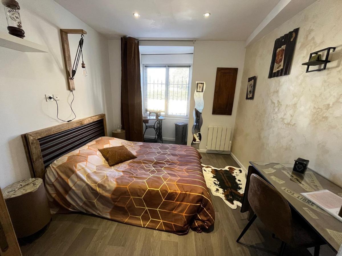 Chambres D'Hotes A La Forge Du Coglais La Selle-en-Cogles Buitenkant foto