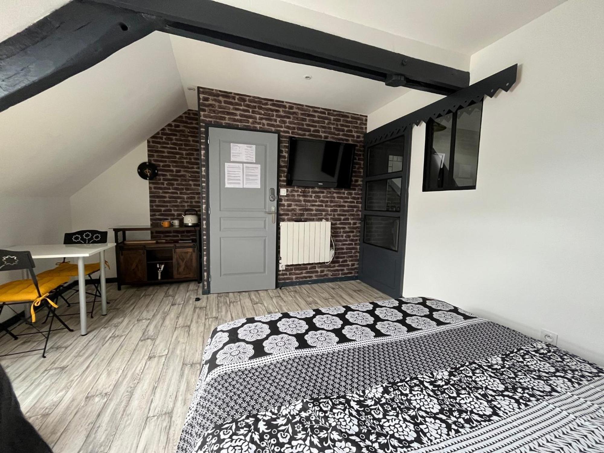 Chambres D'Hotes A La Forge Du Coglais La Selle-en-Cogles Buitenkant foto