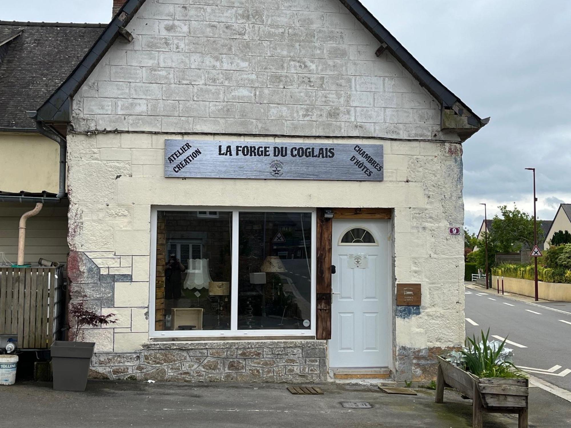 Chambres D'Hotes A La Forge Du Coglais La Selle-en-Cogles Buitenkant foto